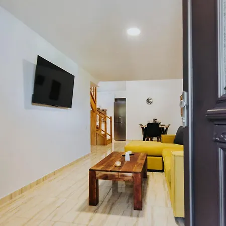 Casa Fransesco - Near Sea, City, Marina *